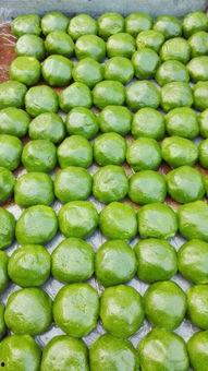 兴福街吃瓜,一场热闹非凡的吃瓜盛宴