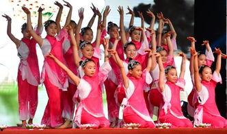 吉祥广场吃瓜比赛