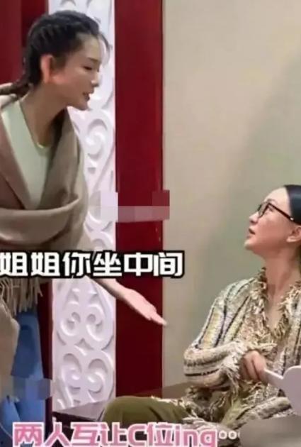 穿到民国吃瓜看戏166,吃瓜看戏，见证风云变幻